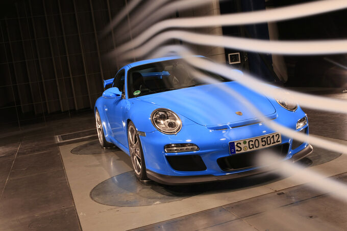 [Bild: Porsche-911-GT3-fotoshowImage-2add91-245984.jpg]